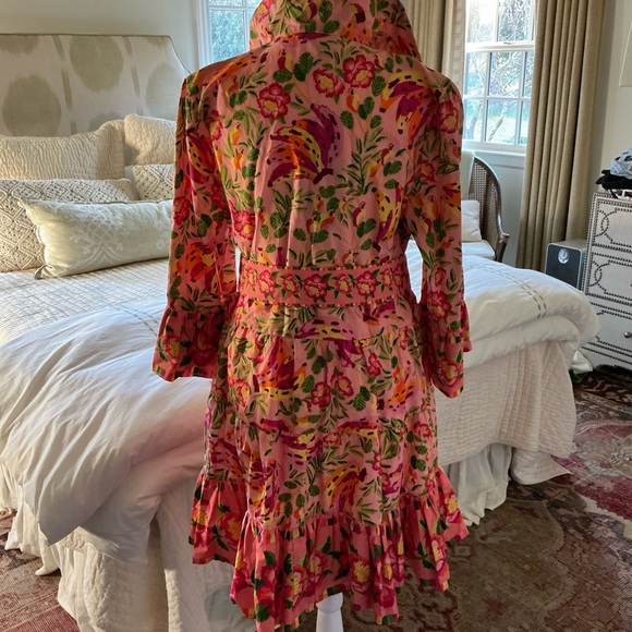 FARM Rio Painted Bananas Mini Dress
Size Large
NEW WITH TAGS - Picture 5 of 6